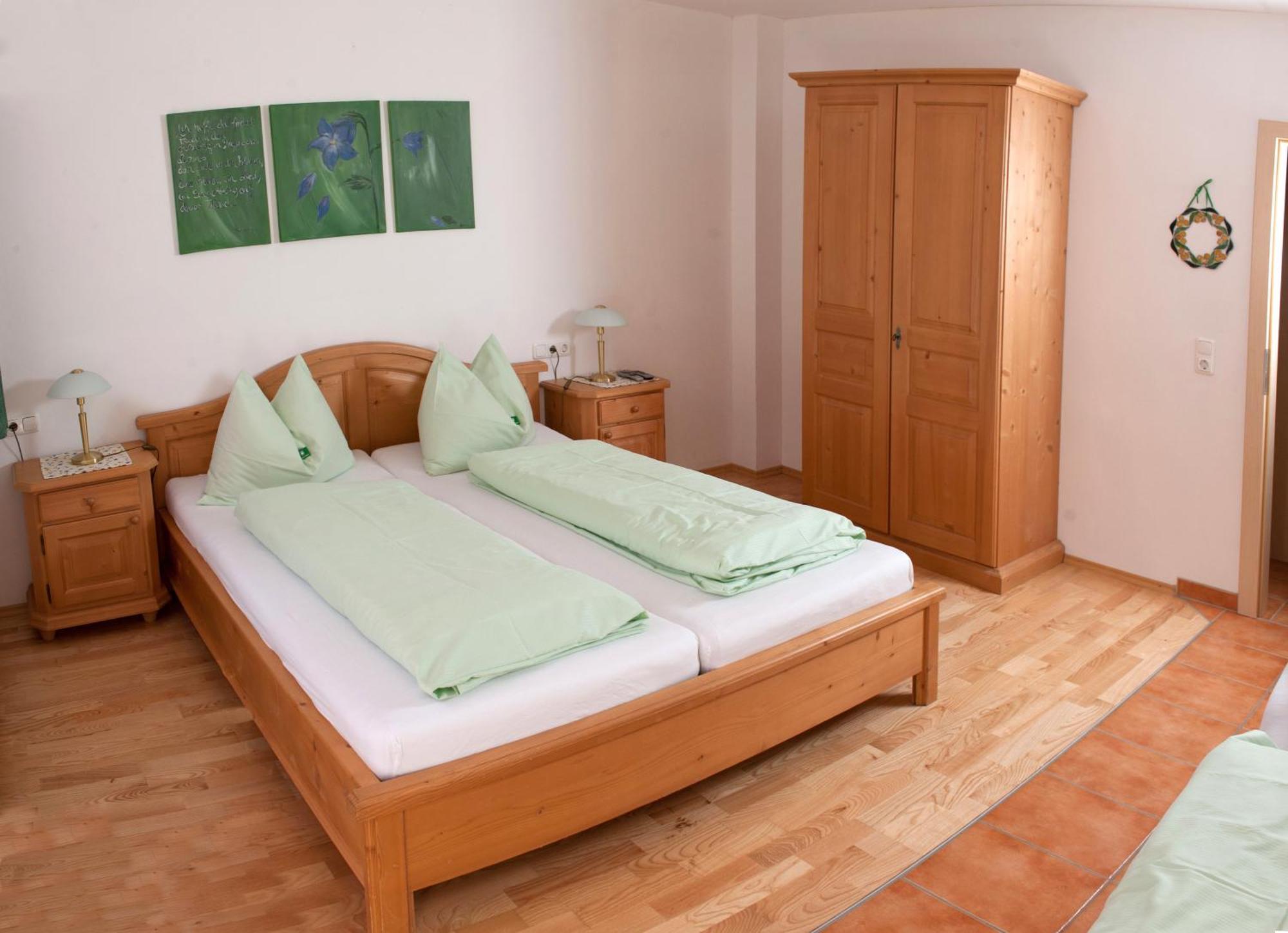 Bio-Bauernhof-Hotel Matlschweiger Lassing  Ngoại thất bức ảnh